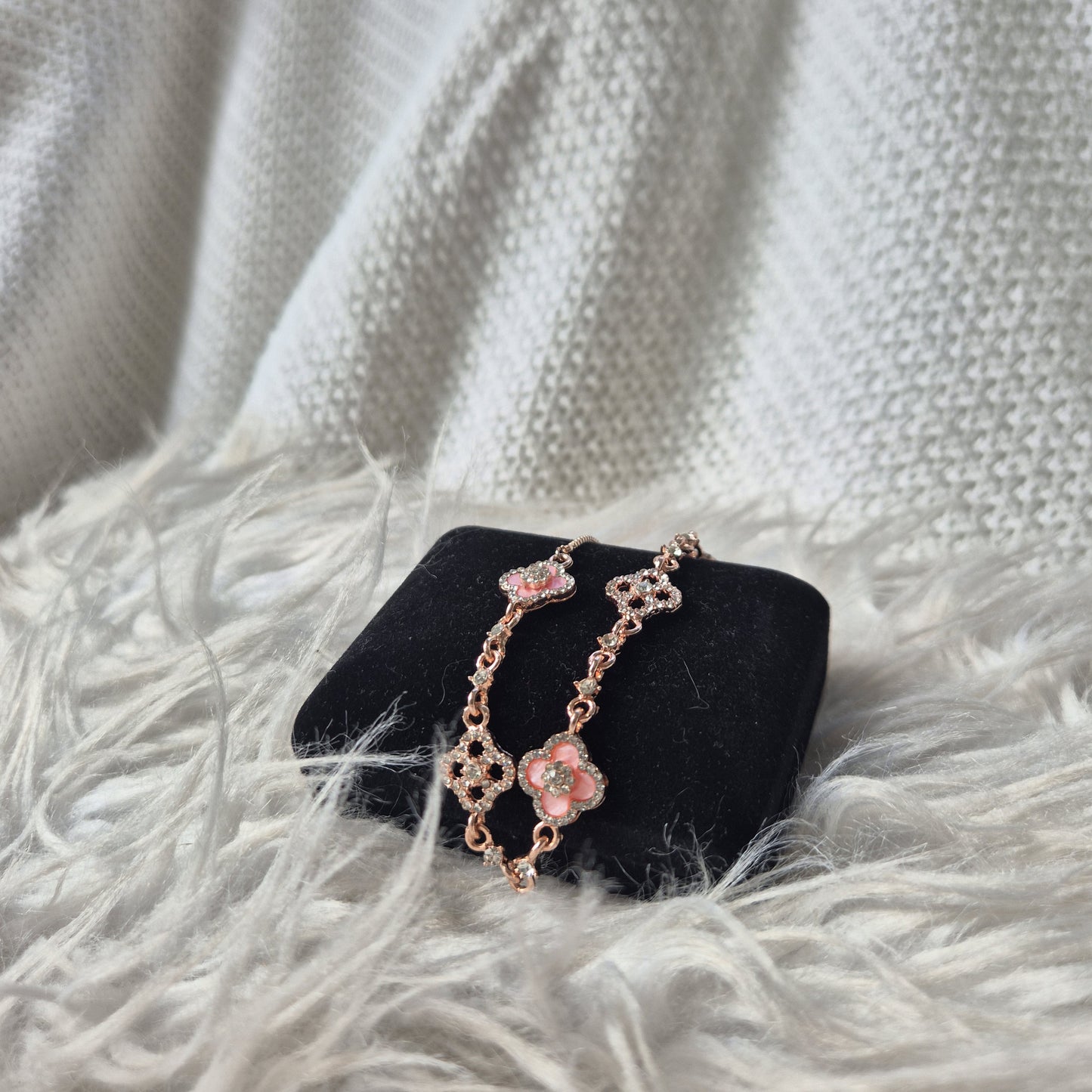 Rosélia Charm Bracelet (Pink)